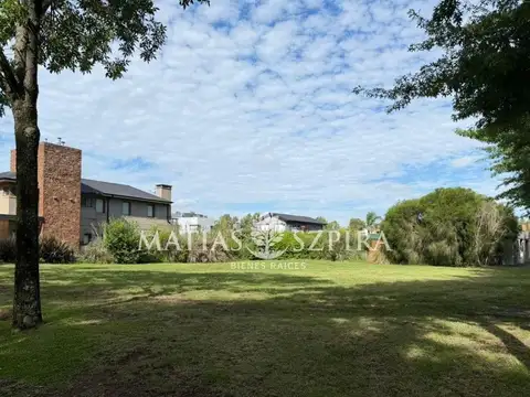 Lote en venta La Cesarina | APTO CREDITO | EXCELENTE UBICACION