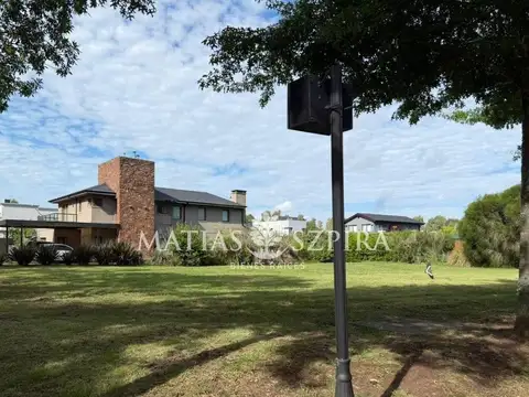 Terreno en Venta de 905,0 m2