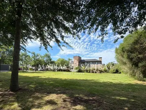 Terreno en Venta de 905,0 m2