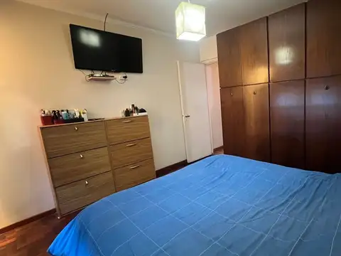 CASA 4AMB C QUINCHO, JARDÍN Y COCHERA STOS LUGARES