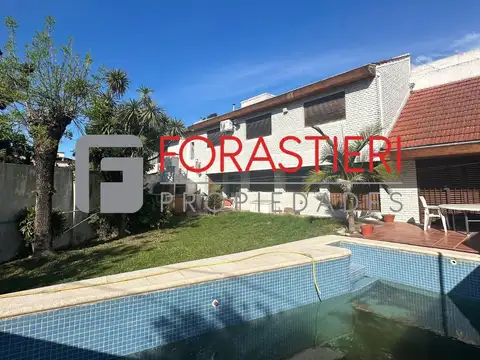 Casa en Punta Chica