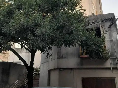 Pellegrini 400, Piso 7