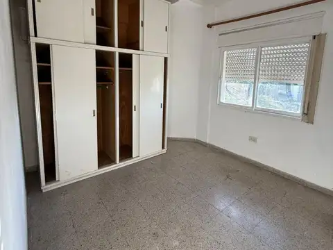 Pellegrini 400, Piso 7