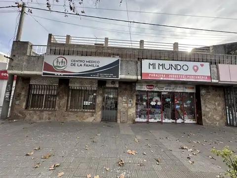 VENTA IMPORTANTE PROPIEDAD/LOTE  SAN MARTIN Y URIBURU. CONSTRUCTORAS!!
