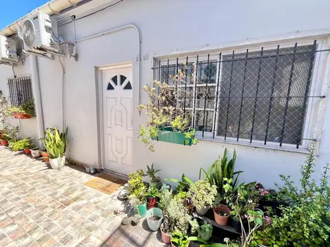 VENTA DEPTO 2 AMB; REMEDIOS DE ESCALADA APTO CRÉD