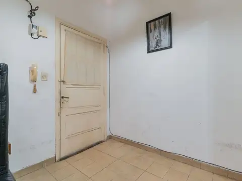 Aristóbulo del Valle 600