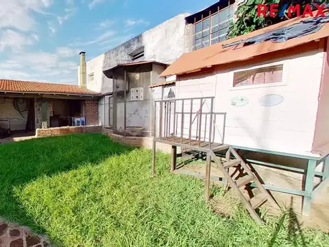 CASA 6 AMB. EL PALOMAR. COCHERA, JARDIN Y QUINCHO