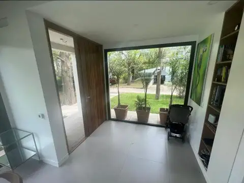 Casa en Alquiler Temporal con 2 cocheras