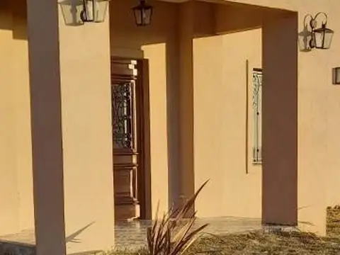 Chacra en venta - 4 Dormitorios 2 Baños - 17.000Mts2 - San Clemente del Tuyú