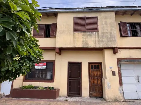 CASA EN VENTA  RECICLAR - 530 e/ 117 y 118, Tolosa
