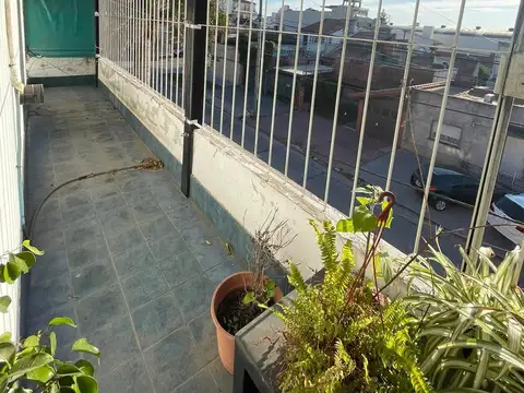 Galpon en Venta en Wilde, USD 210.000