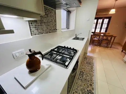 Casa en Venta en Lomas De Zamora, USD 265.000