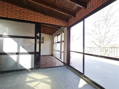 Depto Tipo Casa en Venta en Parque Avellaneda, USD 120.000