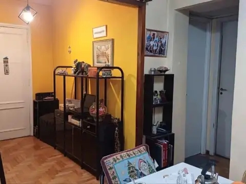 Depto Tipo Casa en Venta 70 años
