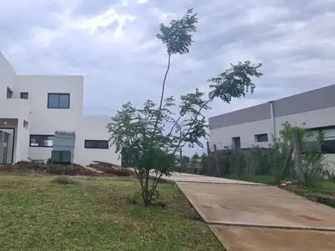 Casa en Venta en San Sebastian, Countries y Barrios Cerrados en Escobar