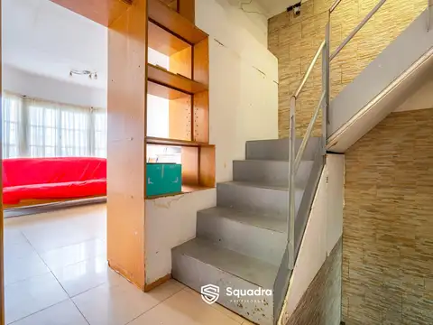 Depto Tipo Casa en Venta de 5 ambientes