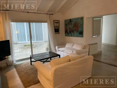 Lindisima casa en venta refaccionada y ampliada en Tortugas CC.
