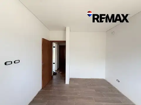 CASA EN VENTA 3 DORMITORIOS - MANUEL B GONNET