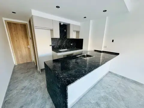 Departamento en Alquiler en Ramos Mejia Sur, $ 950.000