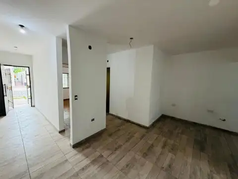 Casa 2 ambientes venta Remedios de Escalada