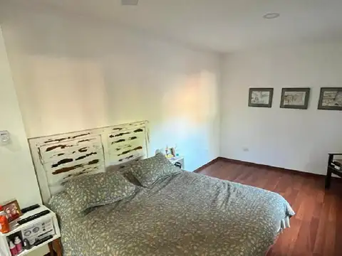 CASA EN VENTA Z/ AV. RADEMACHER Y CMTE. ESPORA (CF1200 )