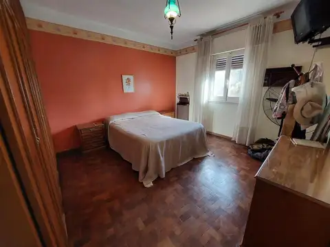 NUEVO VALOR -APTO A CRÉDITO Villa Udaondo -Casa en venta