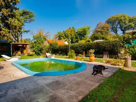 Venta Casa 3 Dormitorios con Parque y Pileta | Barrio Los Pinos, Granadero Baigo