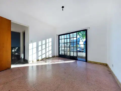 VENTA PH MULTIFAMILIAR CON TERRAZA EN MUNRO