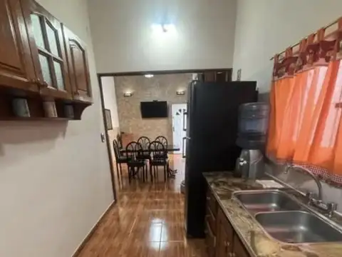 Depto Tipo Casa en Venta en Villa Luzuriaga, USD 64.900