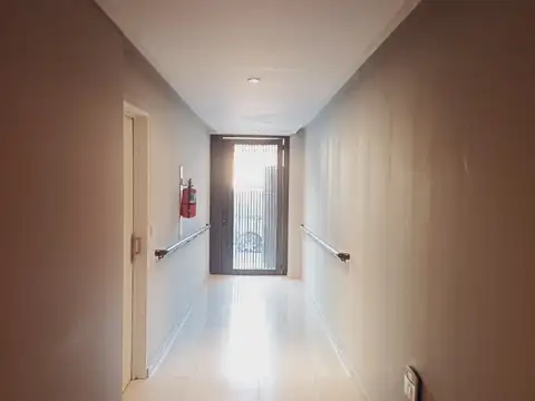 Guardia vieja 4200, Piso 2