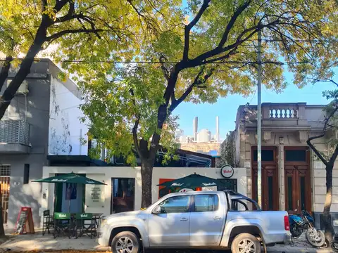 Av. Dorrego 1000, Piso PB