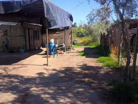 Casa 2 ambientes con 1 baño