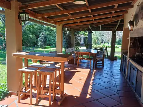 Casa quinta 5 amb en VENTA, gran terreno en Pilar