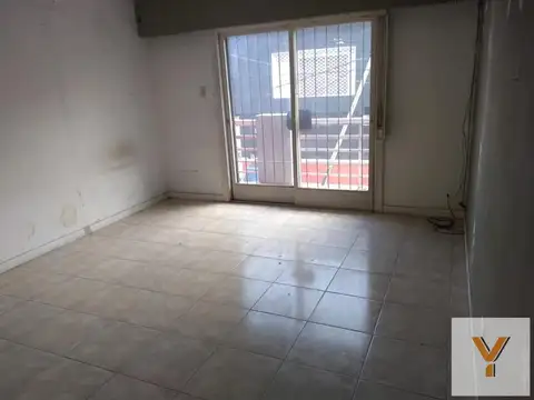 Departamento en venta - 2 Dormitorios 1 Baño - Lomas del Mirador