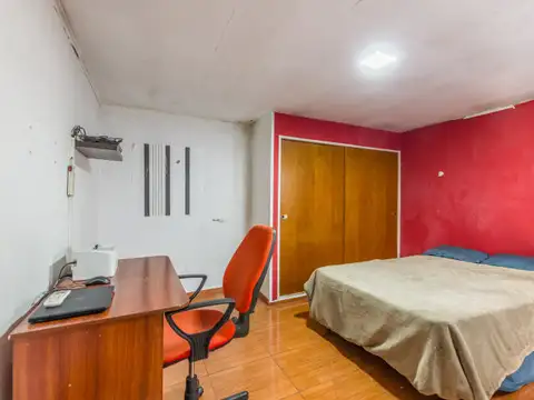 Avenida Juan Bautista Justo 8000, Piso 0
