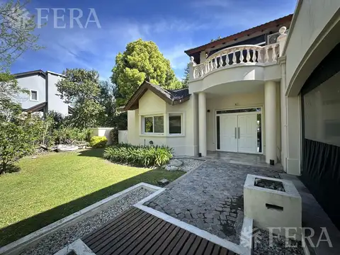Casa en Venta en Haras Del Sur, USD 420.000
