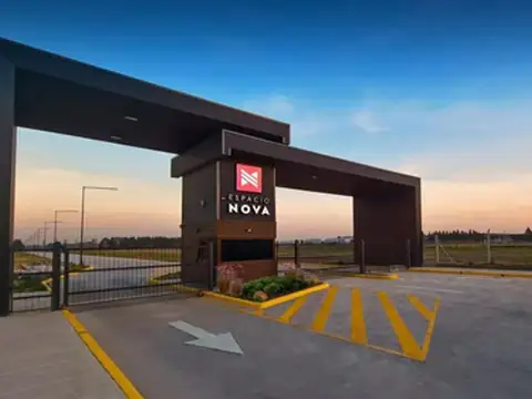 Nave Industrial De 8000m2 En Alquiler En Espacio Nova Cannin