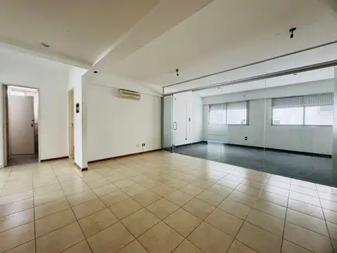 Oficina en Santiago del Estero 1700 de cuatro ambientes