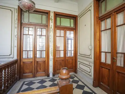 Depto Tipo Casa 6 ambientes con 2 baños