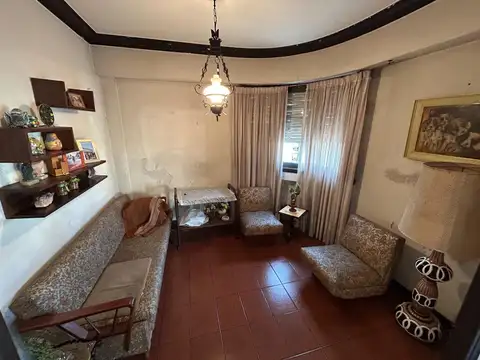 Avenida Juan Bautista Alberdi 2700