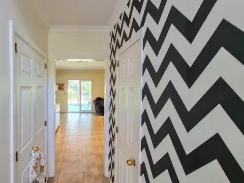 Casa 6 ambientes con 4 baños