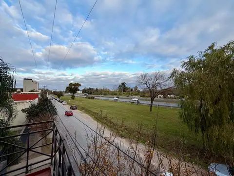 Oficina en Venta en Loma Verde, USD 350.000