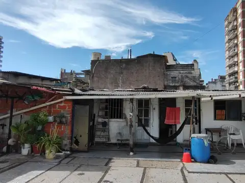 Depto.tipo casa de 6 ambientes en Venta en Almagro