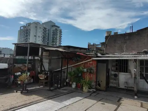 Depto Tipo Casa en Venta de 5 ambientes