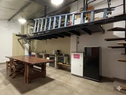 Depto Tipo Casa en Venta de 4 dormitorios