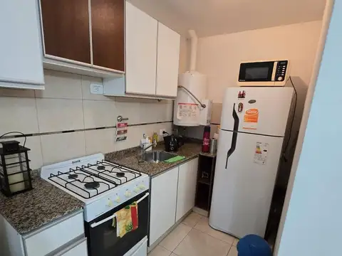 MONOAMBIENTE TOTALMENTE EQUIPADO EN ALQUILER a metros del GIGANTE DE ARROYITO