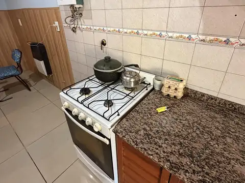 Casa 5 ambientes con 1 baño