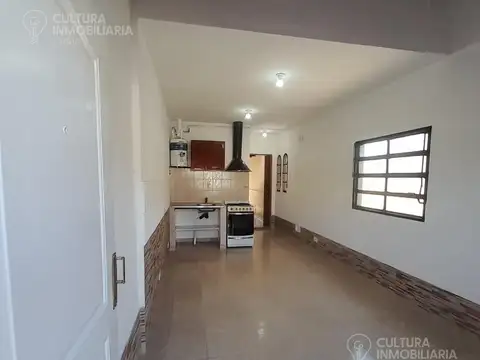 Casa en Venta en Castelar Norte, USD 200.000