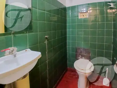 Local en Venta en Villa Gesell, USD 24.900