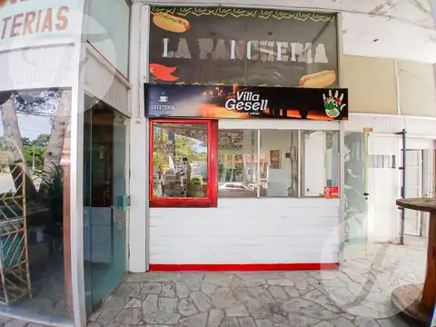 Paseo 120 esquina Av. 3 San Martín al 1900